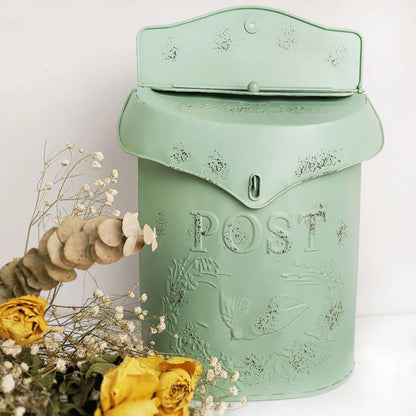 European Style Iron Retro Mailbox, Sealed Suggestion Box, Newspaper Mailbox, Wedding Garden Decoration Home Mailbox Post Box