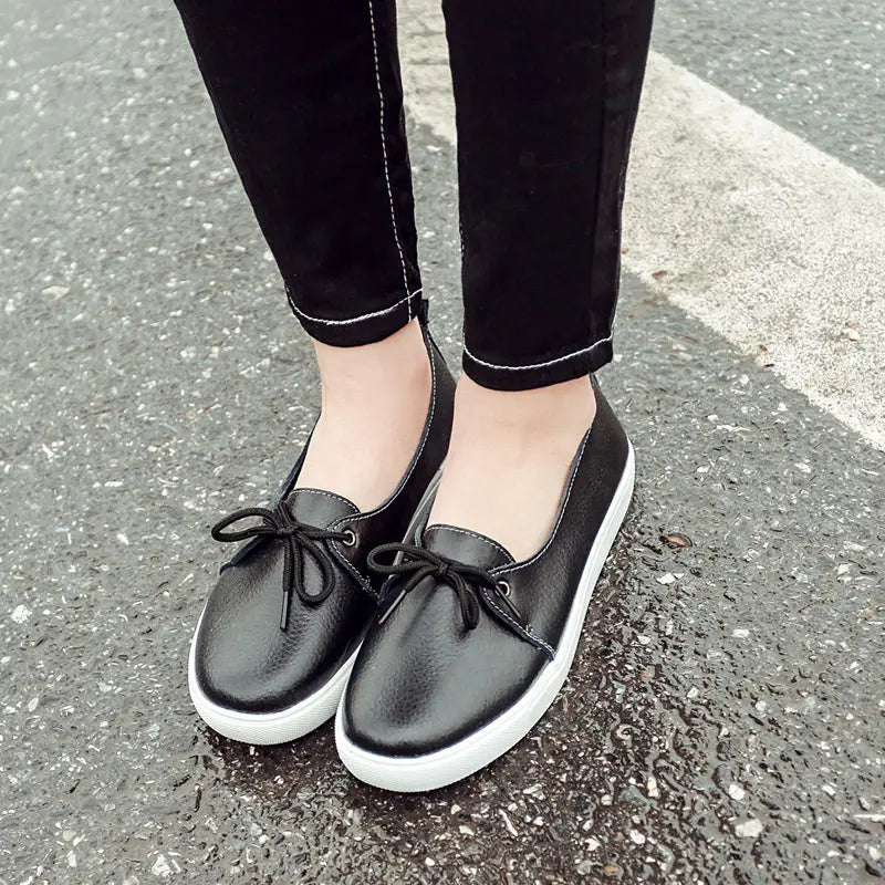 WOIZGIC Women Students Gril Female Leather White Shoes Flats Platform Lace Up Korean Casual Vulcanized Shoes FEZ-173