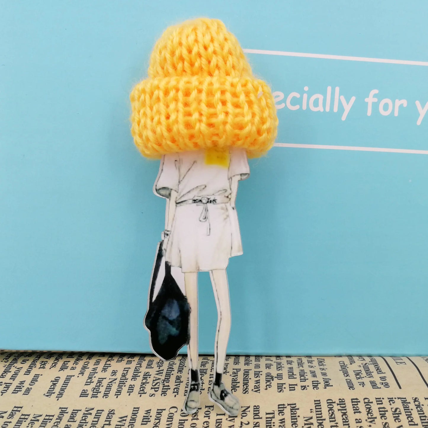 Fashion Brooch Pins for Woman Brooches Cute Girls Cartoon Models Acrylic Brooches Kawaii Pompom Clothing Jewelry Accessories