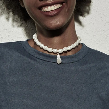 Ingemark Fashion Multilayer White Imitation-Pearl Choker With Metal Slice Fixation Wide Bib Necklace Jewelry for Charm Women