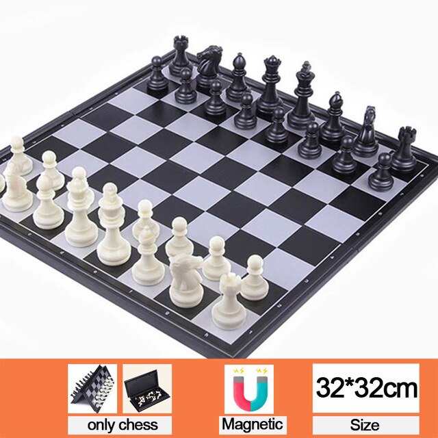 Medieval Plastic Chess Set Magnetic Chessmen 32 Golden Silvery Chess Pieces Foldable Chess Board Game Set