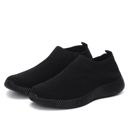 Moipheng 2023 Women Sneakers Vulcanized Shoes Sock Sneakers Women Summer Slip on Flat Shoes Women Plus Size Loafers Walking Flat