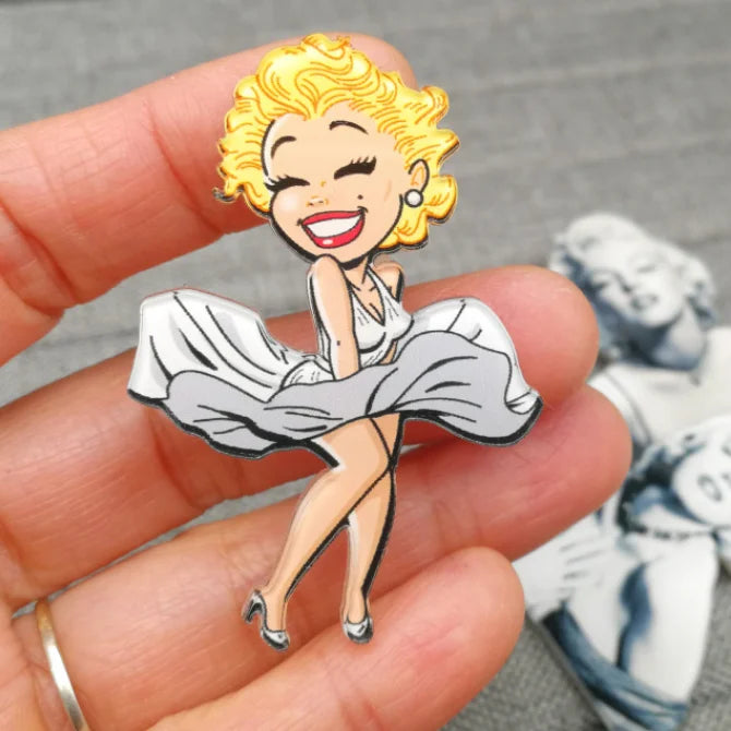 Fashion Brooch Pins for Woman Brooches Girls Face Cartoon Models Acrylic Brooches Kawaii Pompom Clothing Jewelry Accessories