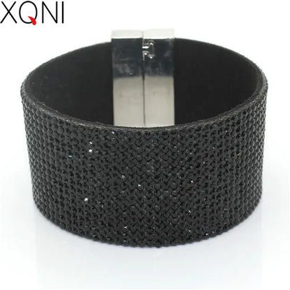 XQNI New Fashion High Quality Handmade Crystal Leather Bracelet for Men Women Trendy Black Rhinestone Classic Charm Bracelet.