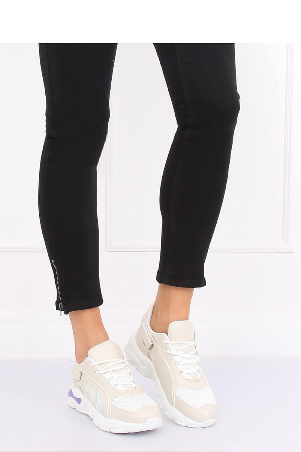 Sport Shoes Model 129548 Inello