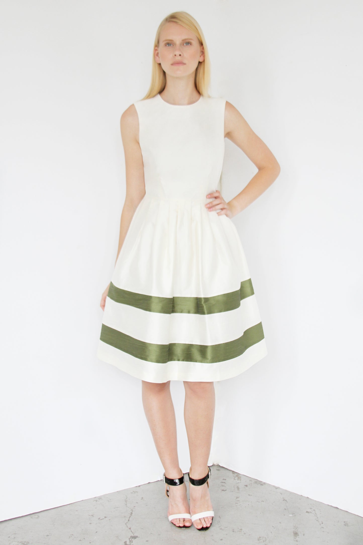 Beeatrice Dress