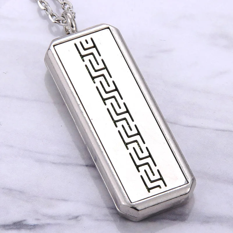 Square Stainless Steel Magnetic Aromatherapy Diffuser Necklace Jewelry Perfume Locket Pendant Essential Oil Locket Necklace