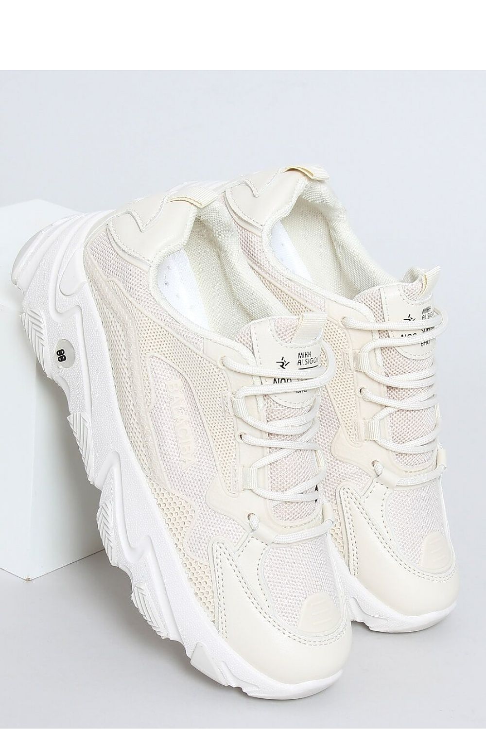 Sport Shoes Model 152021 Inello