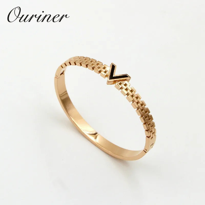 Luxury Brand Natural Shell v Shape Bracelet & Bangle for Women Men Charm Hollow Letter Bangle Love Silver-Color Pulseiras K088-1