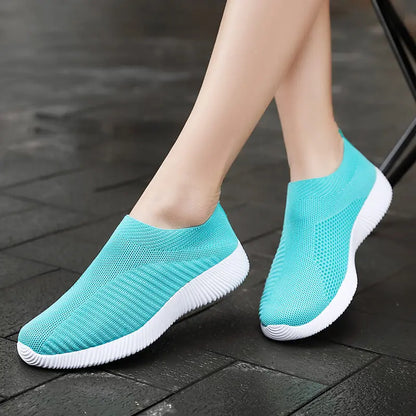 Moipheng 2023 Women Sneakers Vulcanized Shoes Sock Sneakers Women Summer Slip on Flat Shoes Women Plus Size Loafers Walking Flat