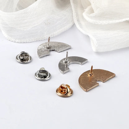 Fashion Colorful Enamel Pin Brooches for Women Cartoon Creative Mini Rainbow Metal Brooch Pins Denim Hat Badge Collar Jewelry