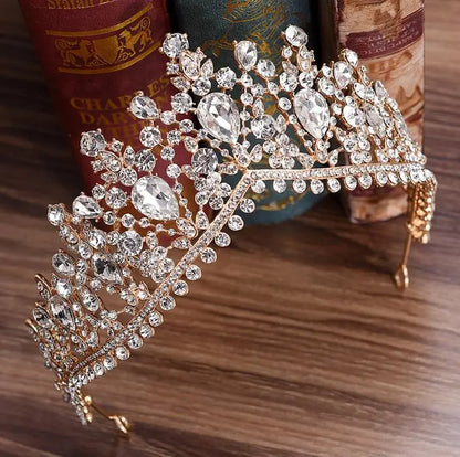 KMVEXO European Green Crystal Tiaras Vintage Black Rhinestone Pageant Crown Baroque Bridal Wedding Hair Jewelry Accessories