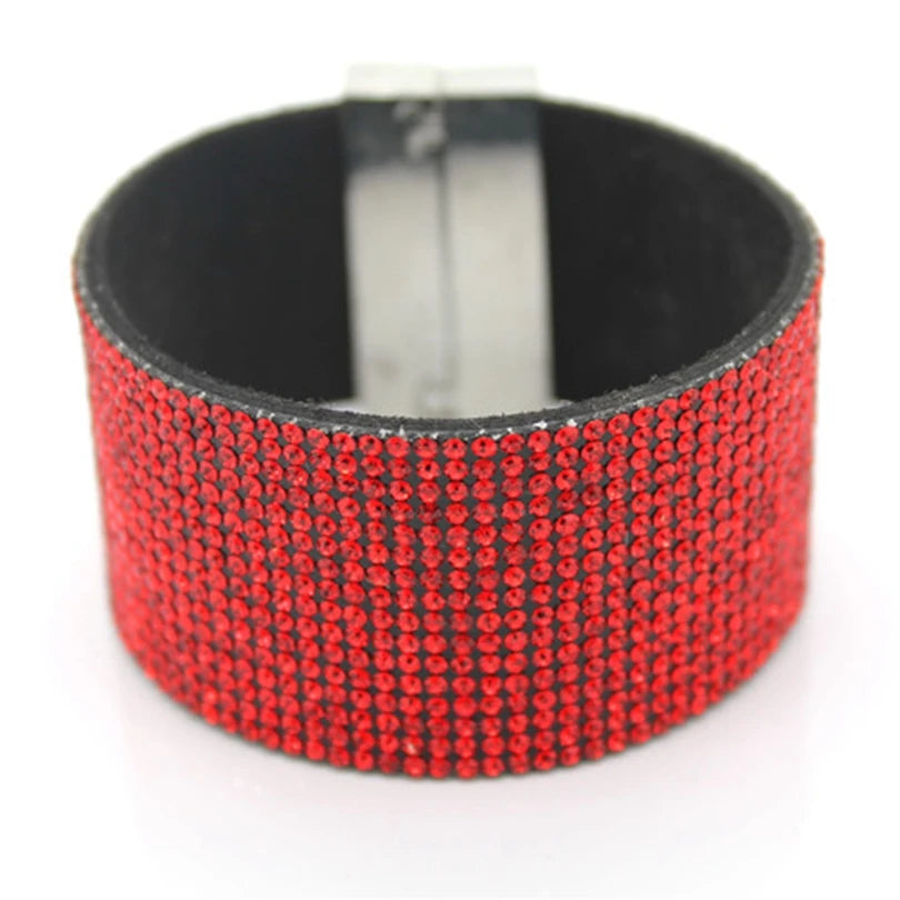 XQNI New Fashion High Quality Handmade Crystal Leather Bracelet for Men Women Trendy Black Rhinestone Classic Charm Bracelet.