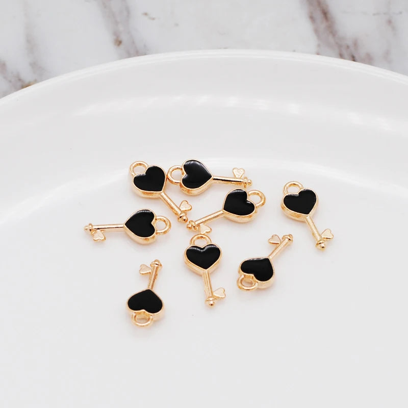 30pcs/Lot New Heart Shape Key Enamel Pendant Carousel Charms for DIY Bracelet Necklace